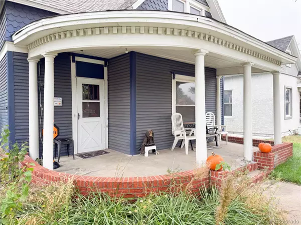 Lamar, CO 81052,910 S Main ST