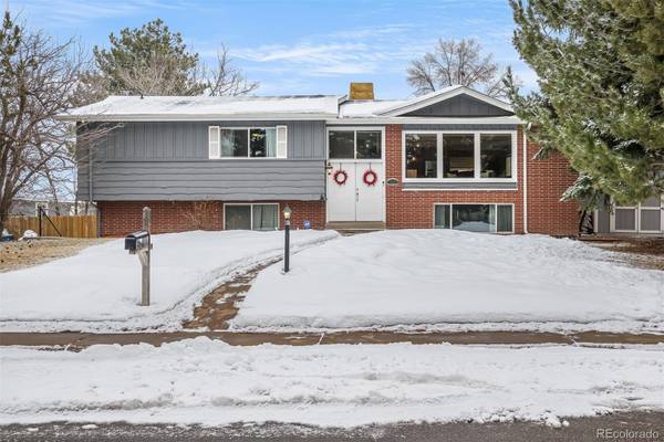 1960 Zinnia ST, Golden, CO 80401