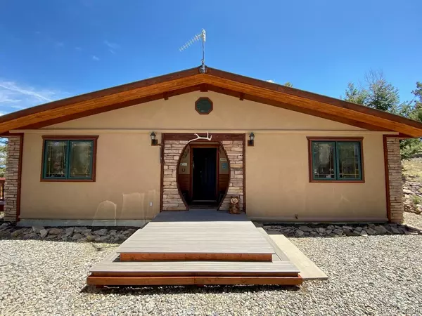 Hartsel, CO 80449,105 Ladigo LN