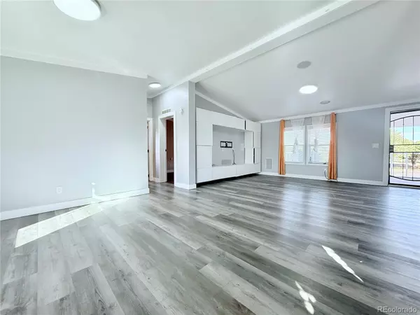 Watkins, CO 80137,36450 E Florida AVE