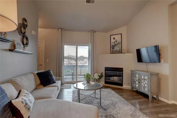 Lakewood, CO 80227,8055 W Eastman PL #201