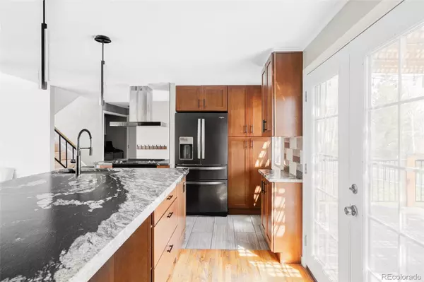 Littleton, CO 80120,899 W Peakview CIR