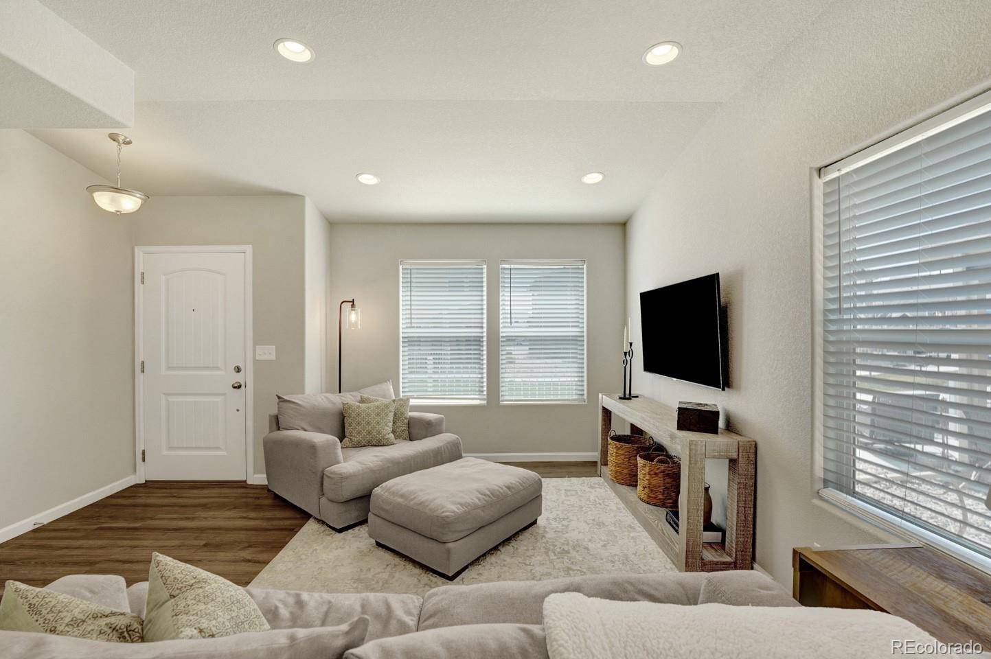 Colorado Springs, CO 80925,6235 White Wolf PT