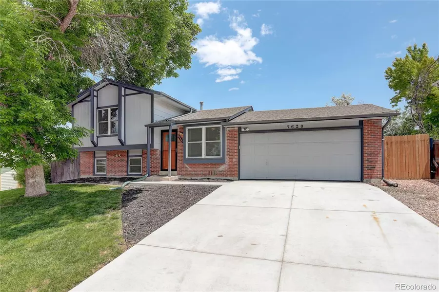 7620 S Garland ST, Littleton, CO 80128