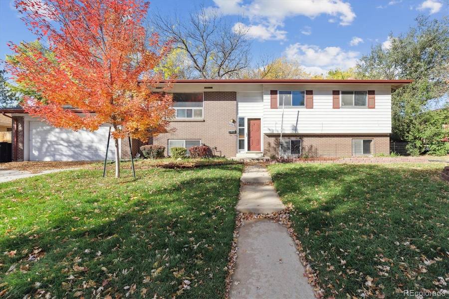 6353 Pierson ST, Arvada, CO 80004