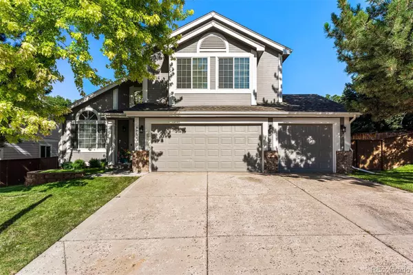 9854 Salford LN, Highlands Ranch, CO 80126