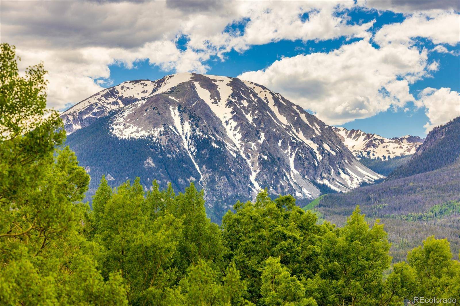 Silverthorne, CO 80498,530 Lakeview CIR