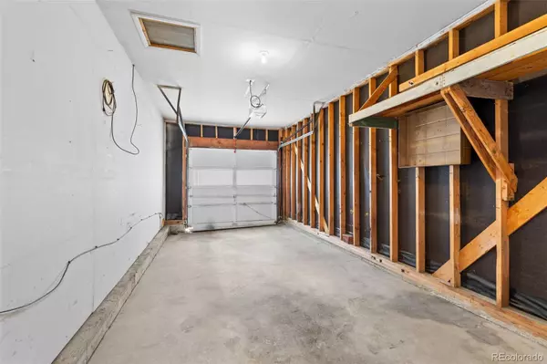 Golden, CO 80401,2101 Youngfield ST