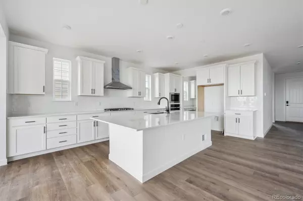 Aurora, CO 80018,25323 E Warren PL