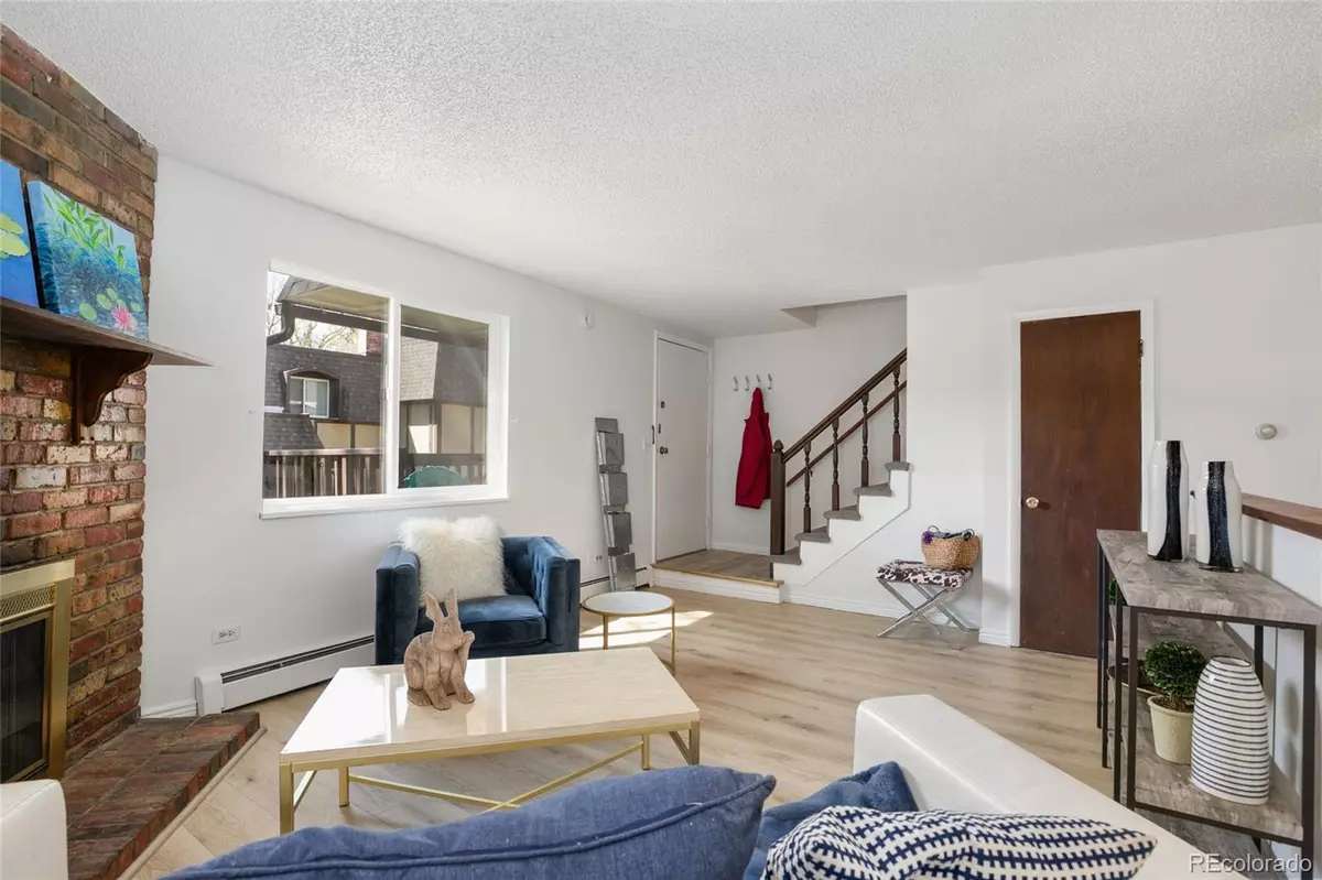 Lakewood, CO 80214,8060 W 9th AVE #204