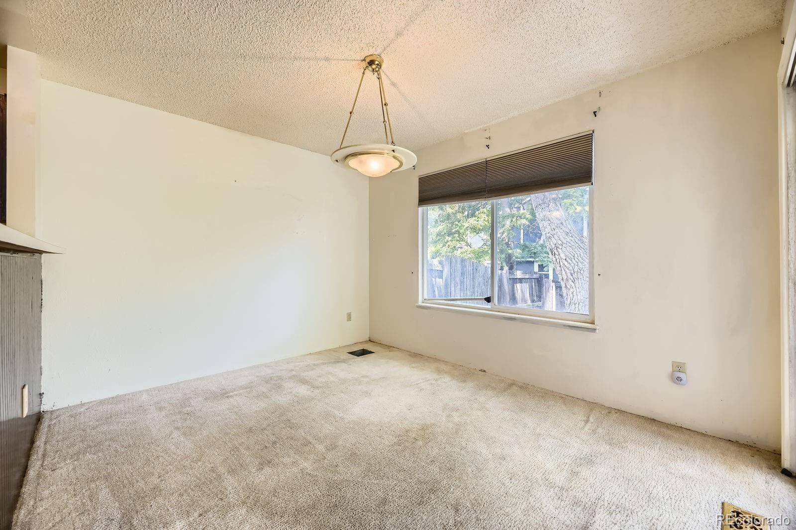 Lafayette, CO 80026,2370 Redwood AVE