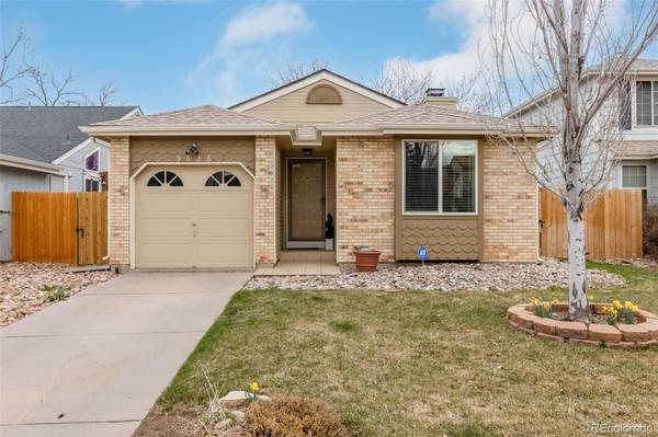 5636 S Zinnia ST, Littleton, CO 80127