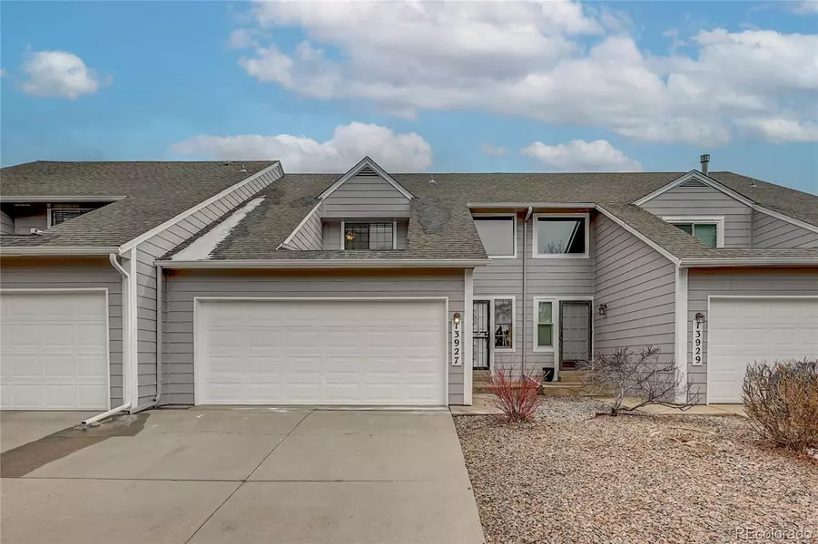 13927 E Oxford PL, Aurora, CO 80014