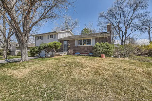 6250 S Steele ST,  Centennial,  CO 80121