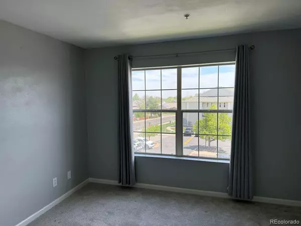 Littleton, CO 80127,12304 W Cross DR #304