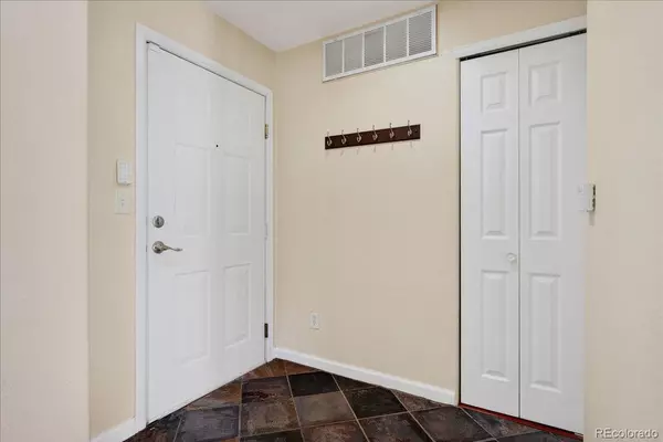 Littleton, CO 80120,5201 S Fox ST #101