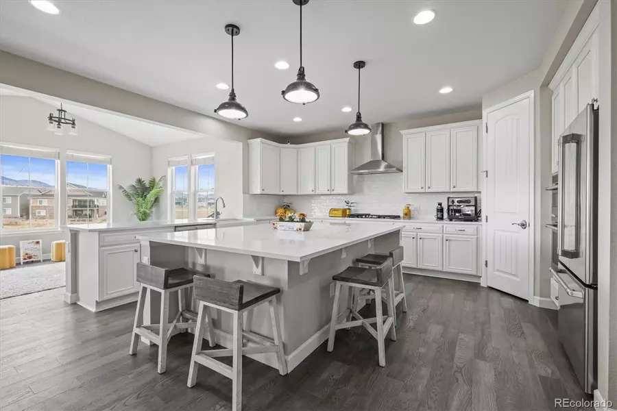 9021 Swan River ST, Littleton, CO 80125