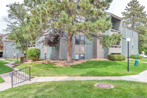 Aurora, CO 80015,14252 E Tufts PL #P02