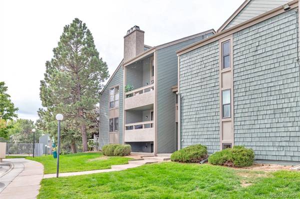 Aurora, CO 80015,14252 E Tufts PL #P02