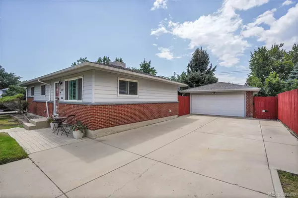 Lakewood, CO 80232,6990 W Oregon DR