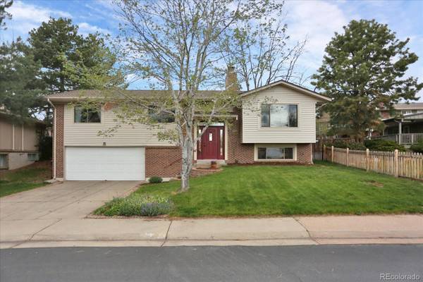 2241 S Youngfield ST, Lakewood, CO 80228