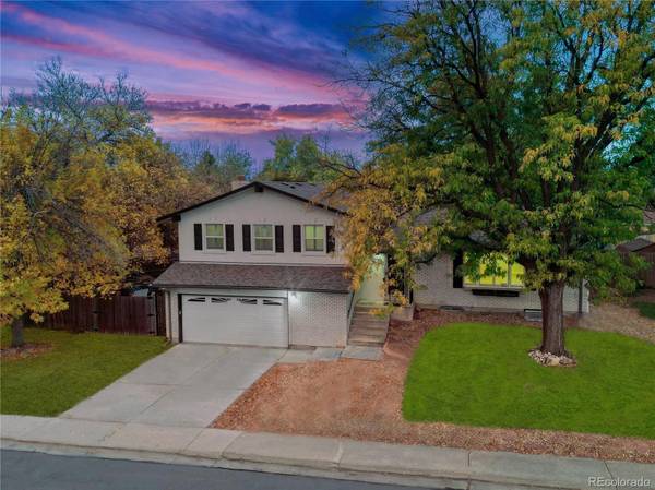 9014 W Center AVE, Lakewood, CO 80226