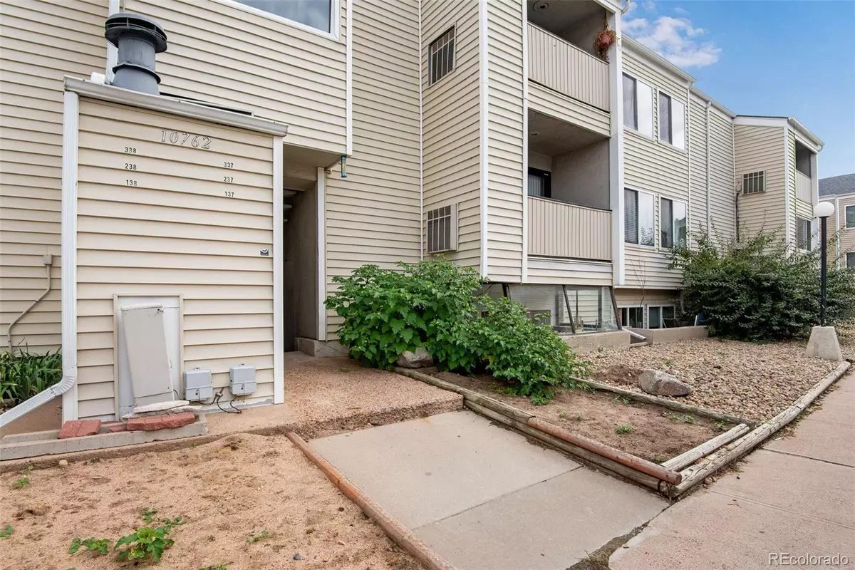 Aurora, CO 80012,10762 E Exposition AVE #237