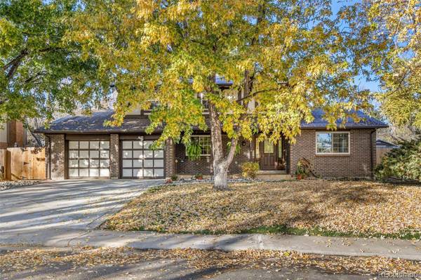 Arvada, CO 80004,6827 Vivian ST