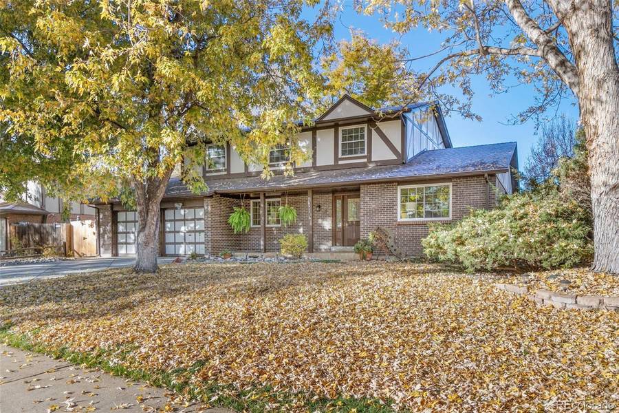 6827 Vivian ST, Arvada, CO 80004