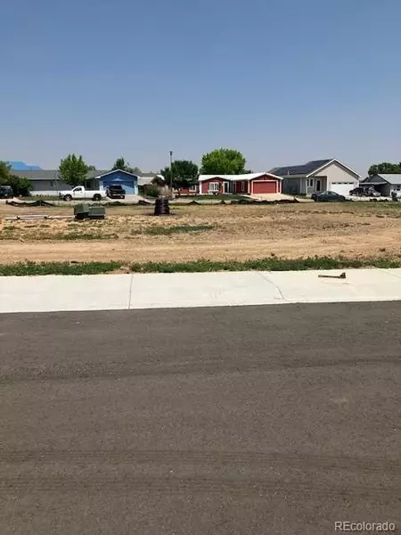 12 Johnson CT, Keenesburg, CO 80643