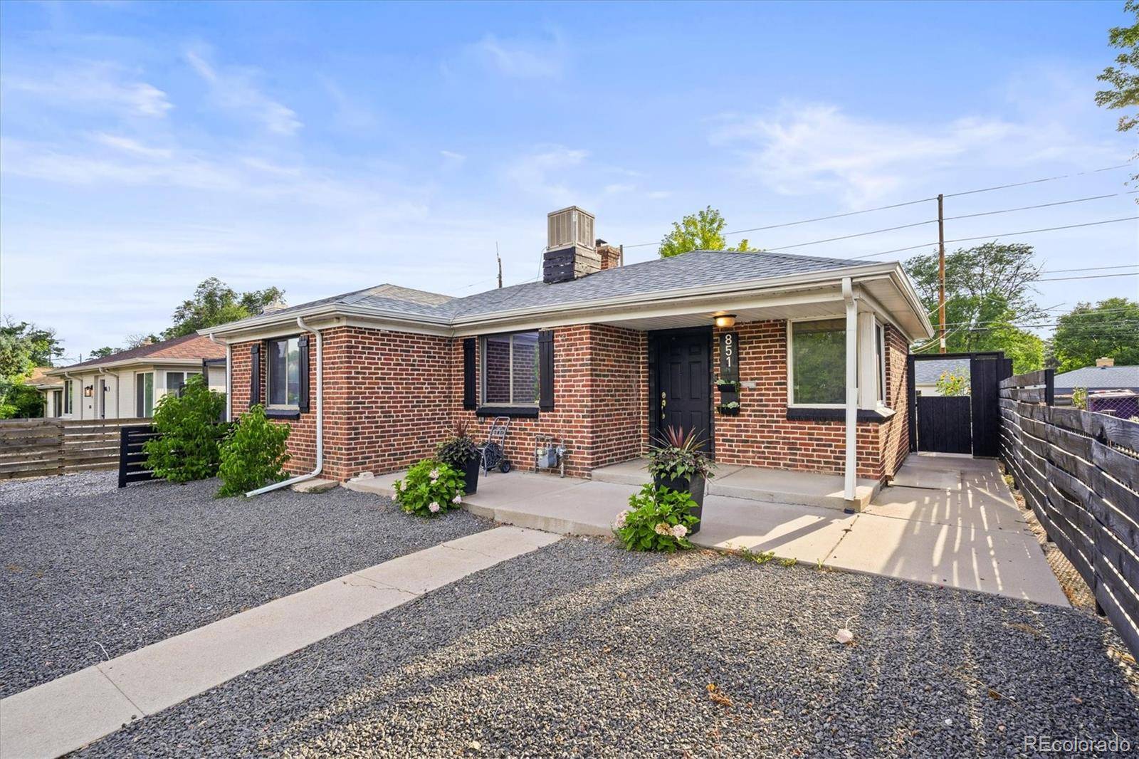 851 Quebec ST, Denver, CO 80220