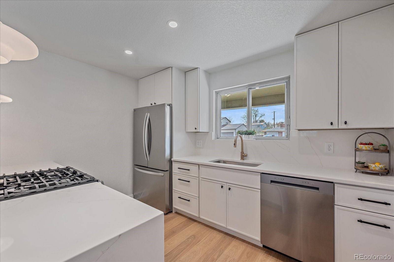 Arvada, CO 80004,6122 Pierson CT