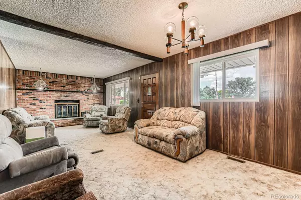Denver, CO 80221,8247 Vanguard DR