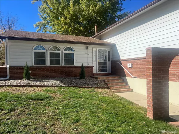 Centennial, CO 80111,6460 E Maplewood AVE