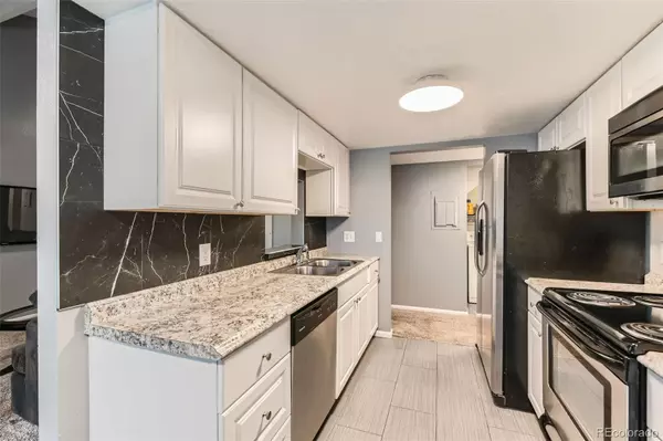 8100 W Quincy AVE #11, Denver, CO 80123