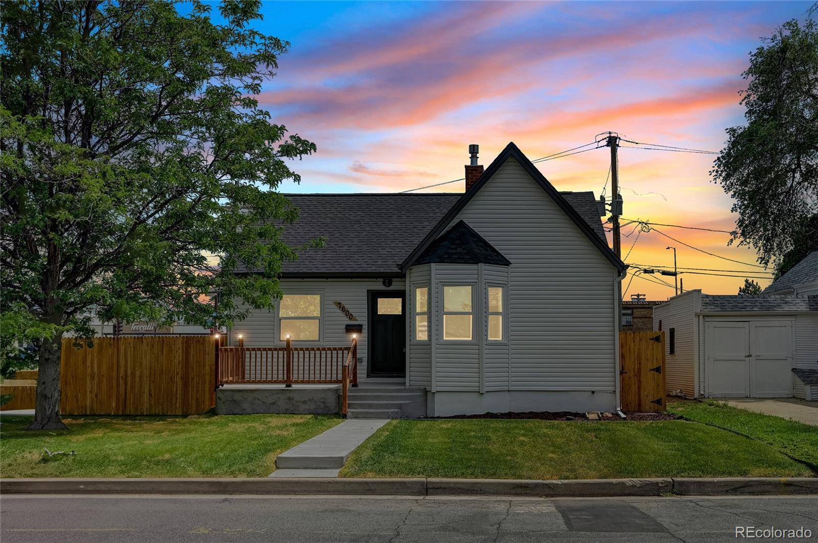 7600 Robinson WAY, Arvada, CO 80004