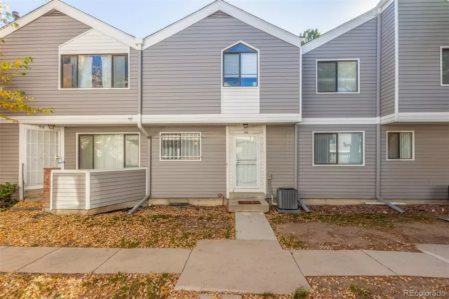 100 S Moline ST, Aurora, CO 80012