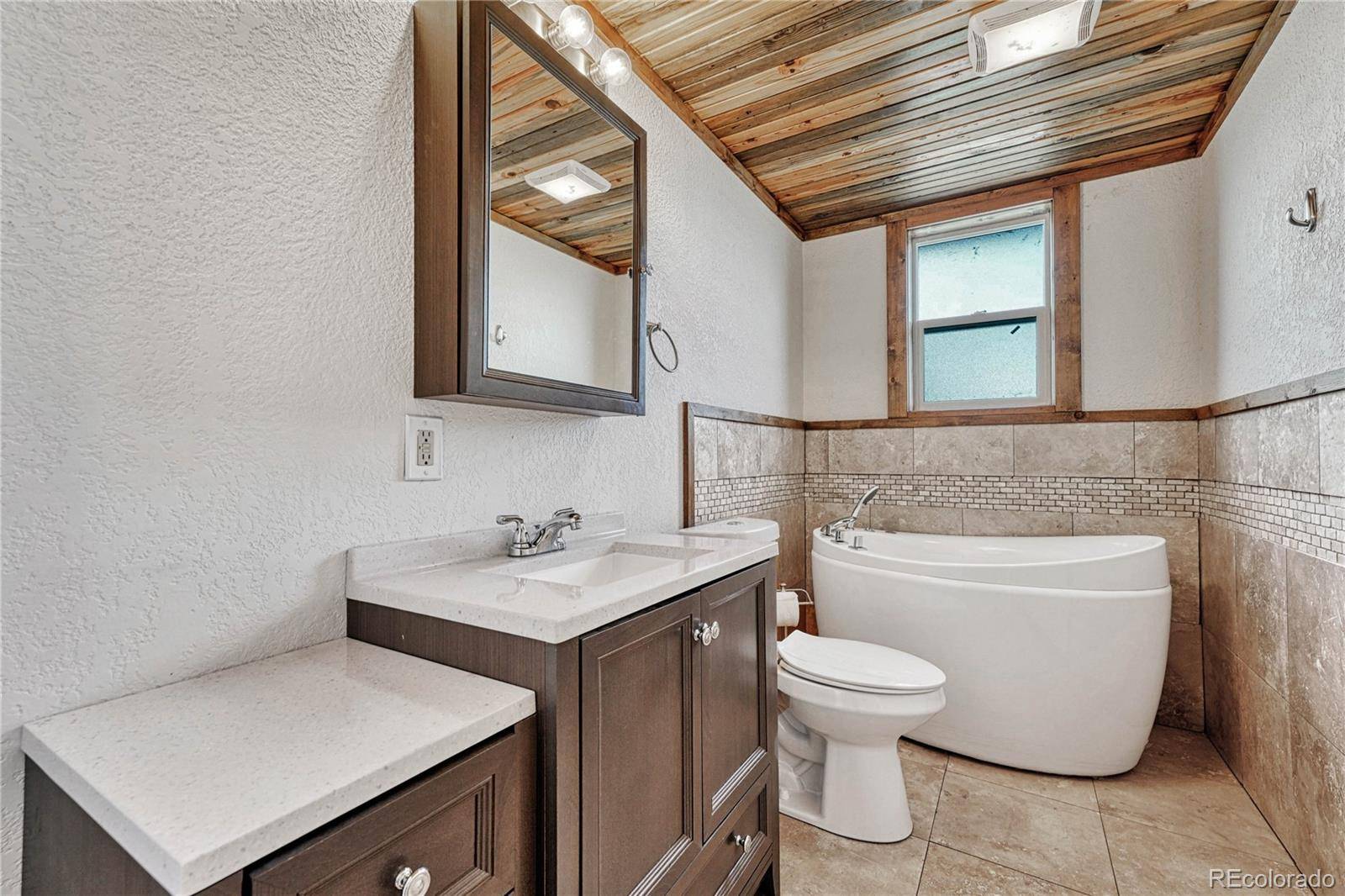 Elizabeth, CO 80107,668 S Pearl ST
