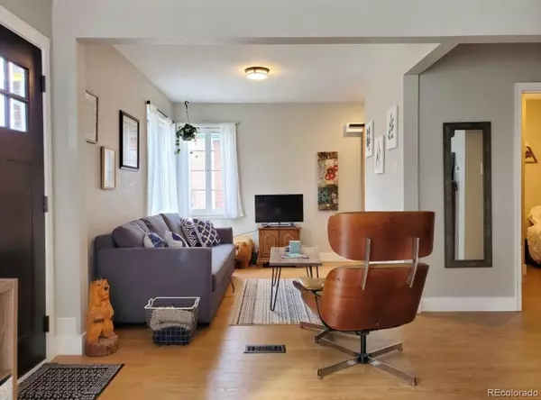 164 S Ogden ST, Denver, CO 80209