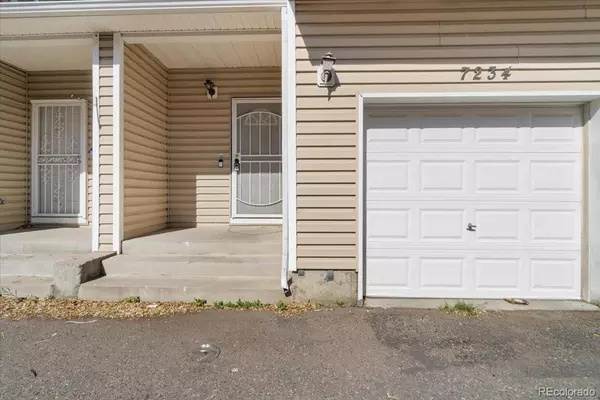 Denver, CO 80207,7234 E 38th AVE