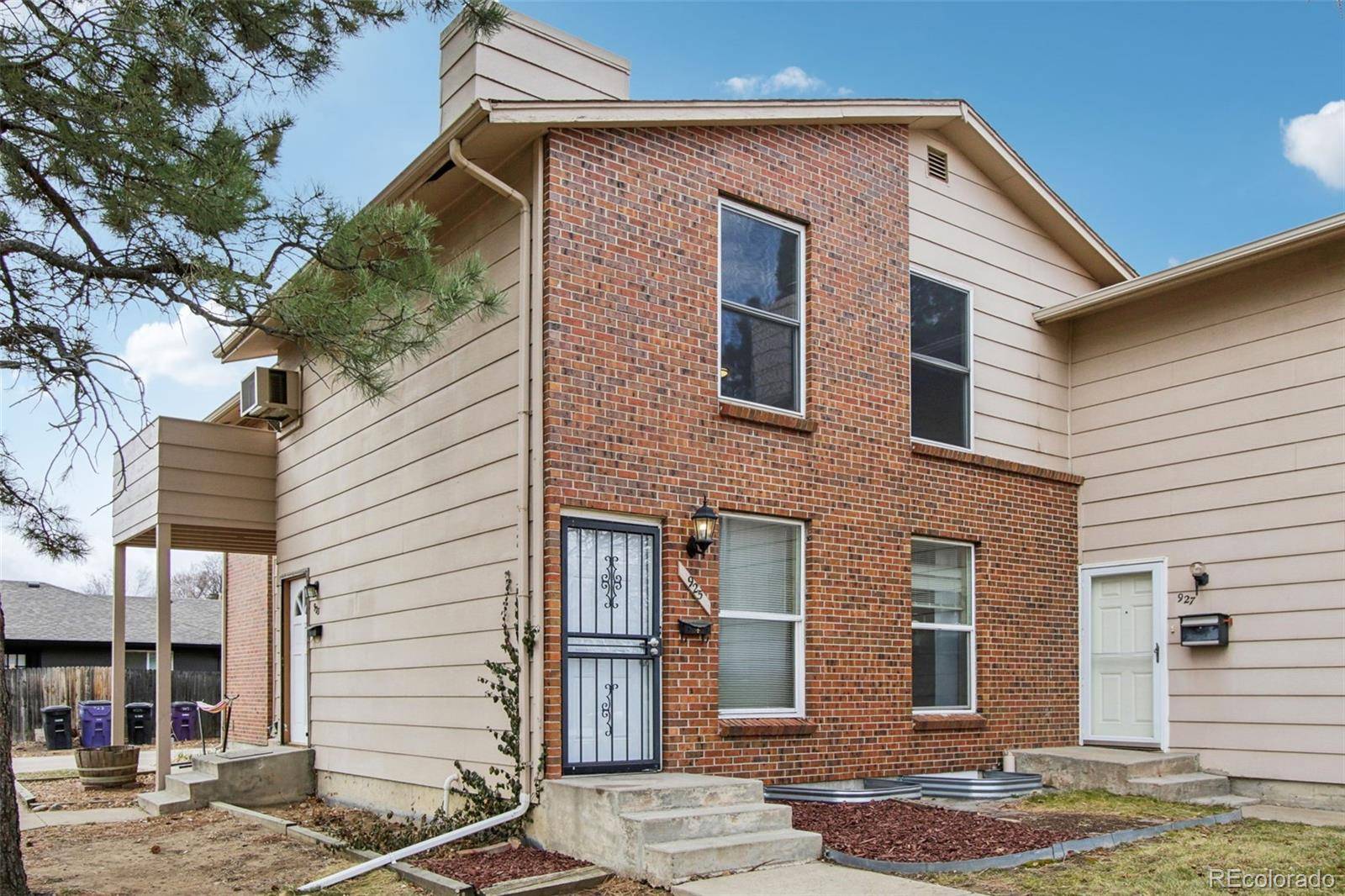 Denver, CO 80220,925 Elm ST