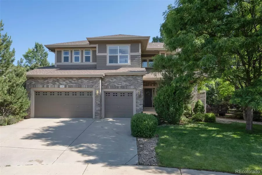 121 Osprey LN, Lyons, CO 80540