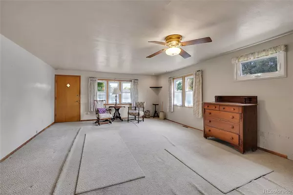 Aurora, CO 80010,832 Geneva ST