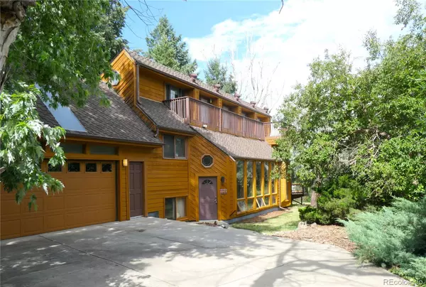 12819 W Ellsworth PL, Lakewood, CO 80228