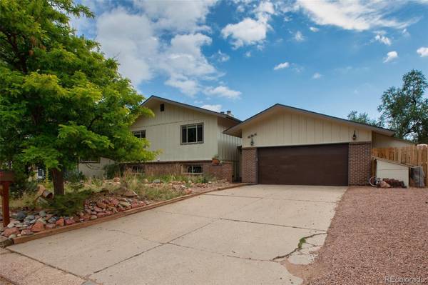 481 Crystal Hills BLVD, Manitou Springs, CO 80829