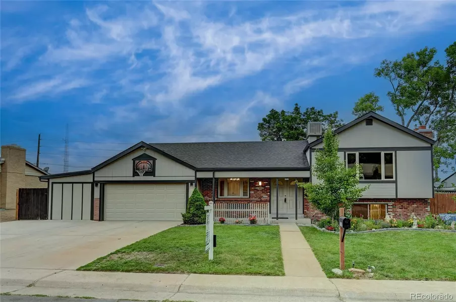 7085 S Costilla ST, Littleton, CO 80120