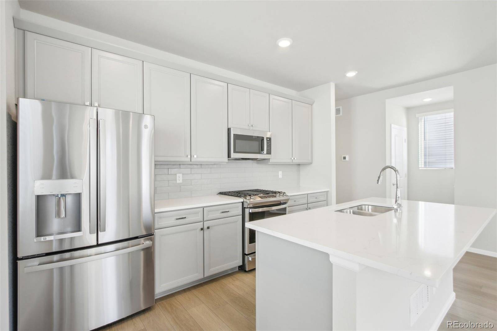 21021 E 63rd DR, Aurora, CO 80019