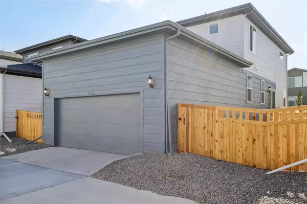 Aurora, CO 80019,21021 E 63rd DR