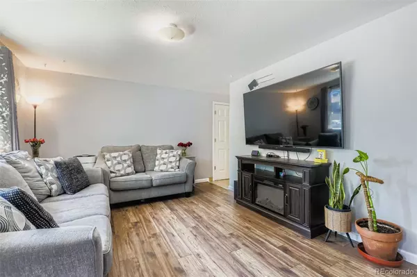 Aurora, CO 80011,3225 Carson ST