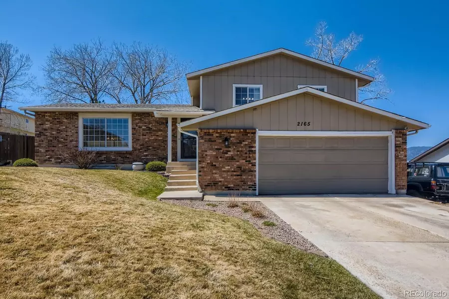 2165 Roundtop DR, Colorado Springs, CO 80918